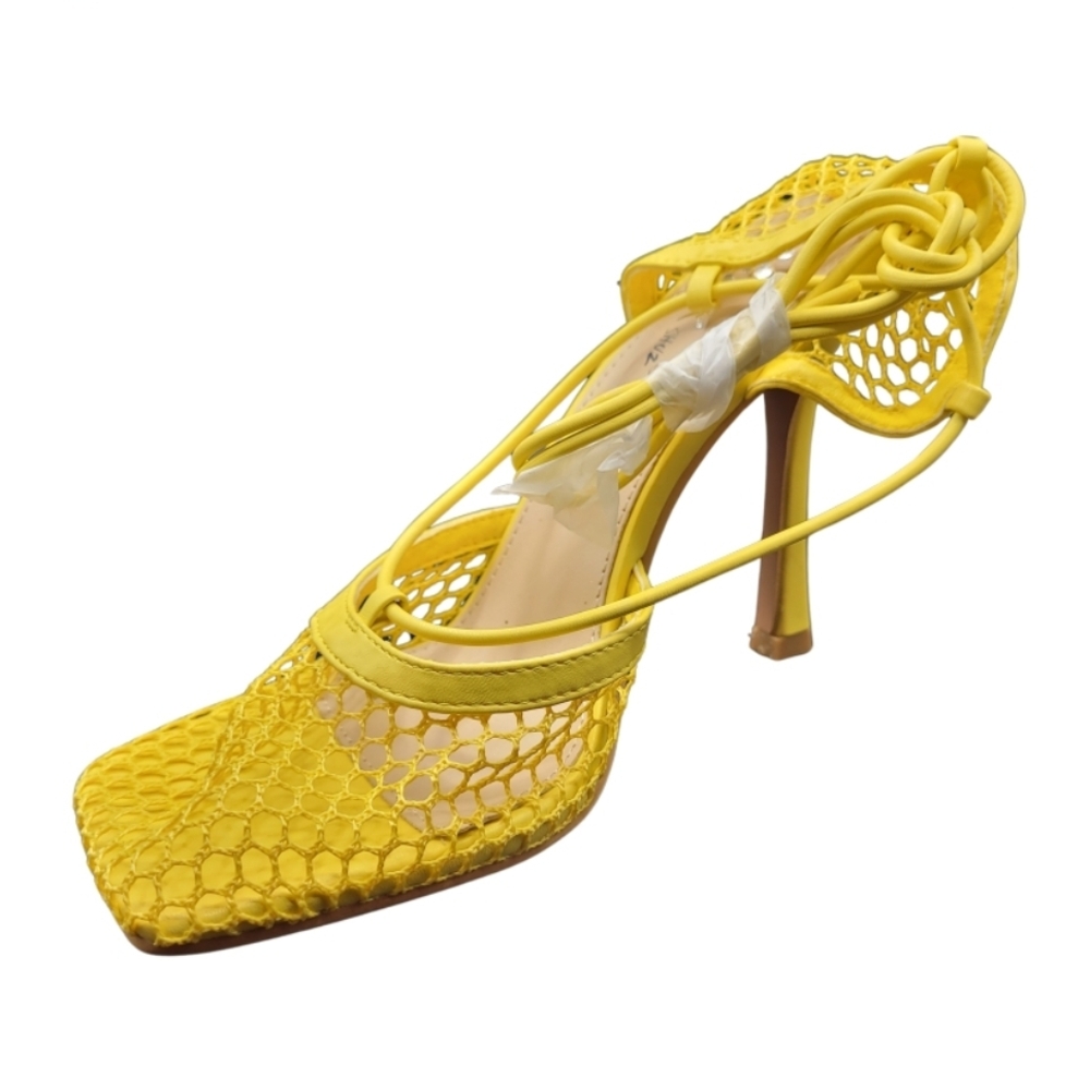 Mixx Shuz Yellow Mesh Heeled Sandals Size 7.5